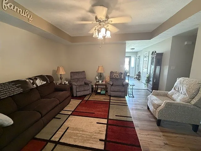2 bed, 1492 sqft, $1,800 — Photo 4