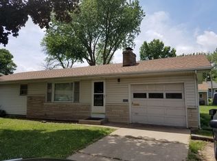 10617 N Washington St, Mossville, IL 61552