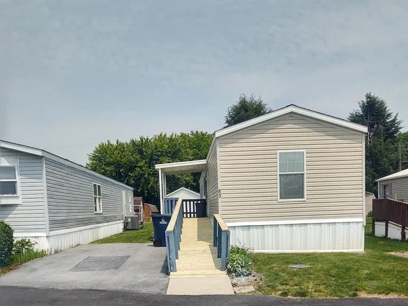 83 Willow Dr, Ephrata, PA 17522