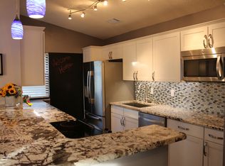 9085 SW 20th St APT E, Boca Raton, FL 33428