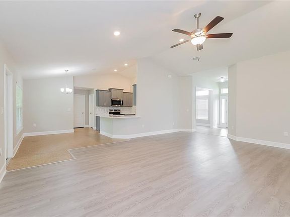 5th image of 345 CIMARRON COURT