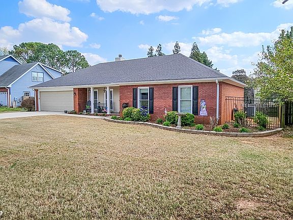4th image of 106 Teal Park Ln