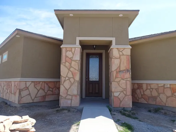 109 Foxtail Palm Dr, Portland, TX 78374