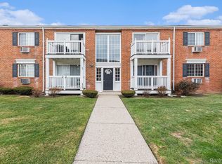 2440A Parmenter Blvd #201, Royal Oak, MI 48073