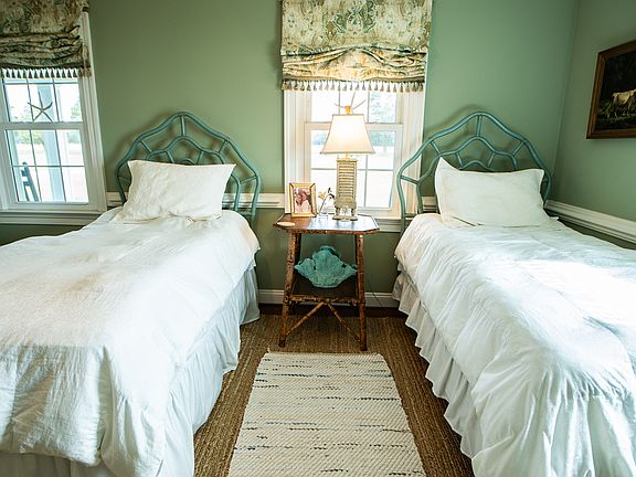 42nd image of this home