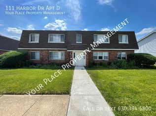 111 Harbor Dr APT D, Oswego, IL 60543