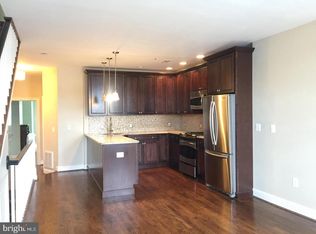 1727 S Broad St, Philadelphia, PA 19148