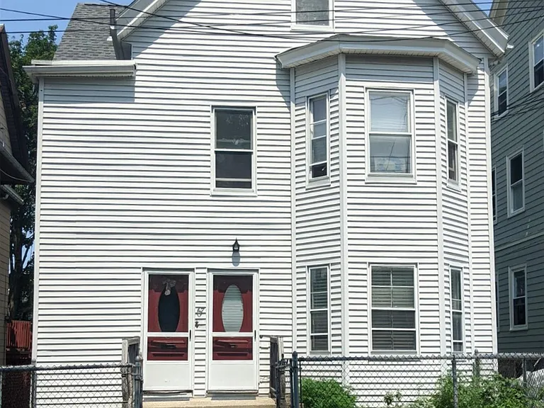 67 Hudson St — Photo 22