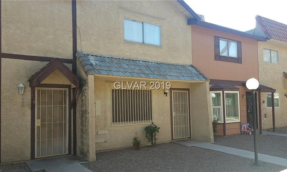 1st image of 866 Flagstone Way