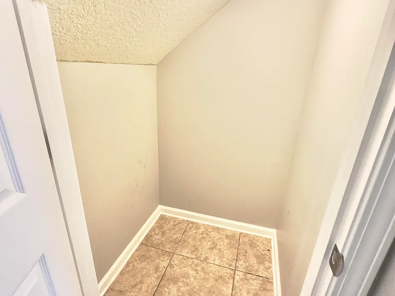 284 Moultrie Village Ln — Photo 17