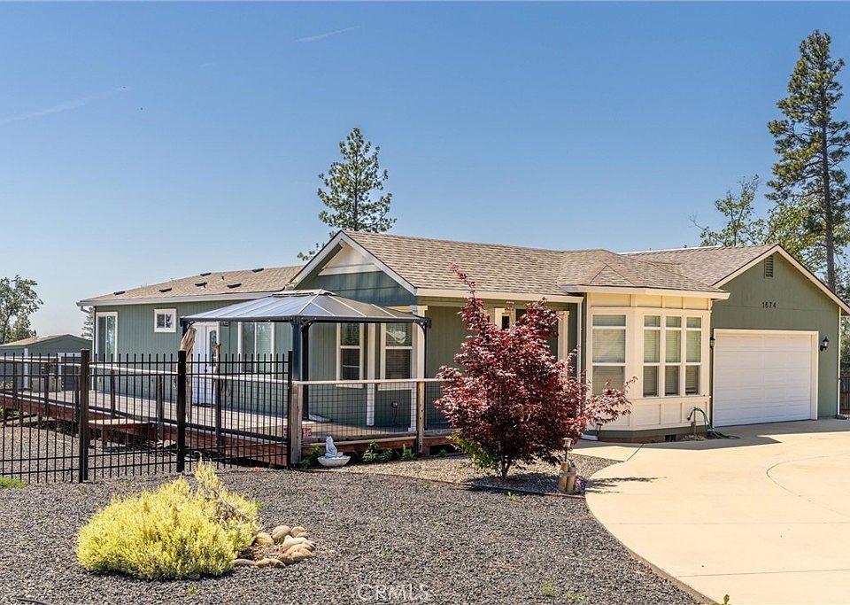 1st image of 1674 Flicker Ln