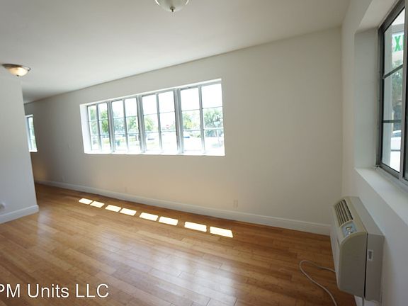 3rd image of 7930 Tatum Waterway Dr APT 16