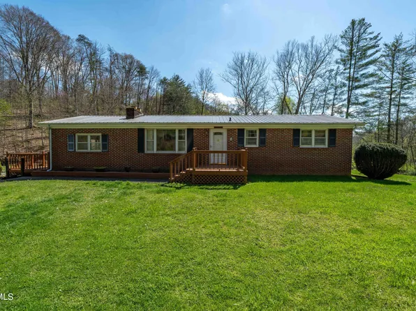 10136 Redwood Cir, Bristol, VA 24202