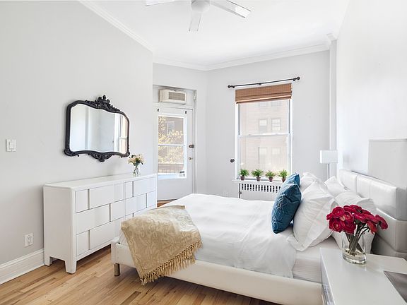 4th image of 171 W 76th St APT 4