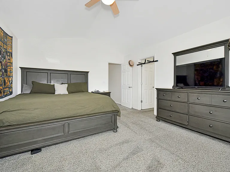 7843 Sandy Springs Point — Photo 19