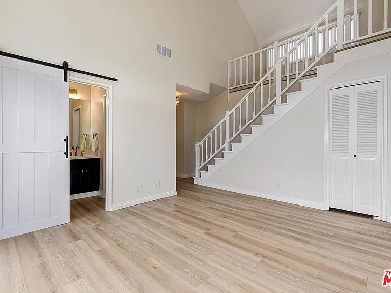 1508 Berkeley St #B — Photo 18