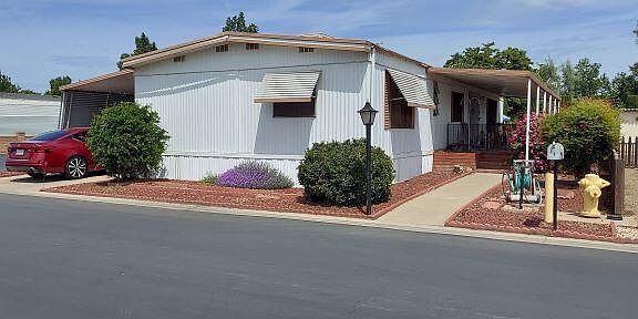2nd image of 2627 W Midvalley Ave #1