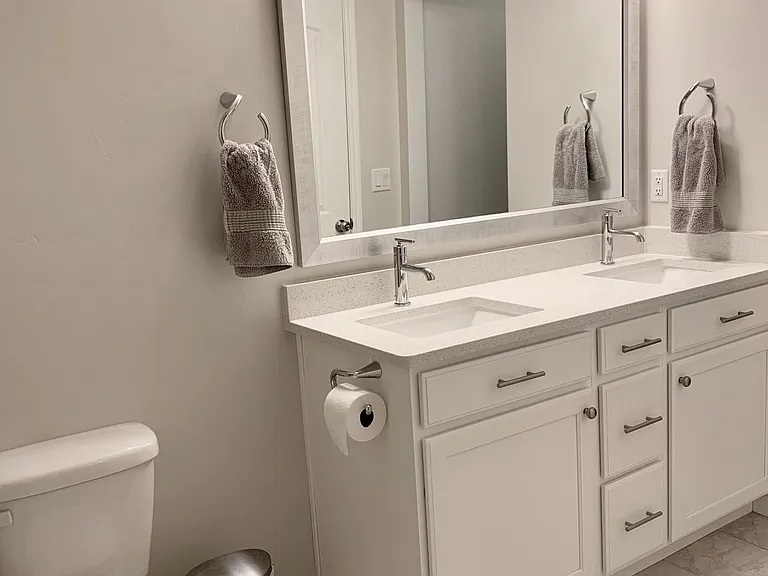 146 N 450 W — Photo 3