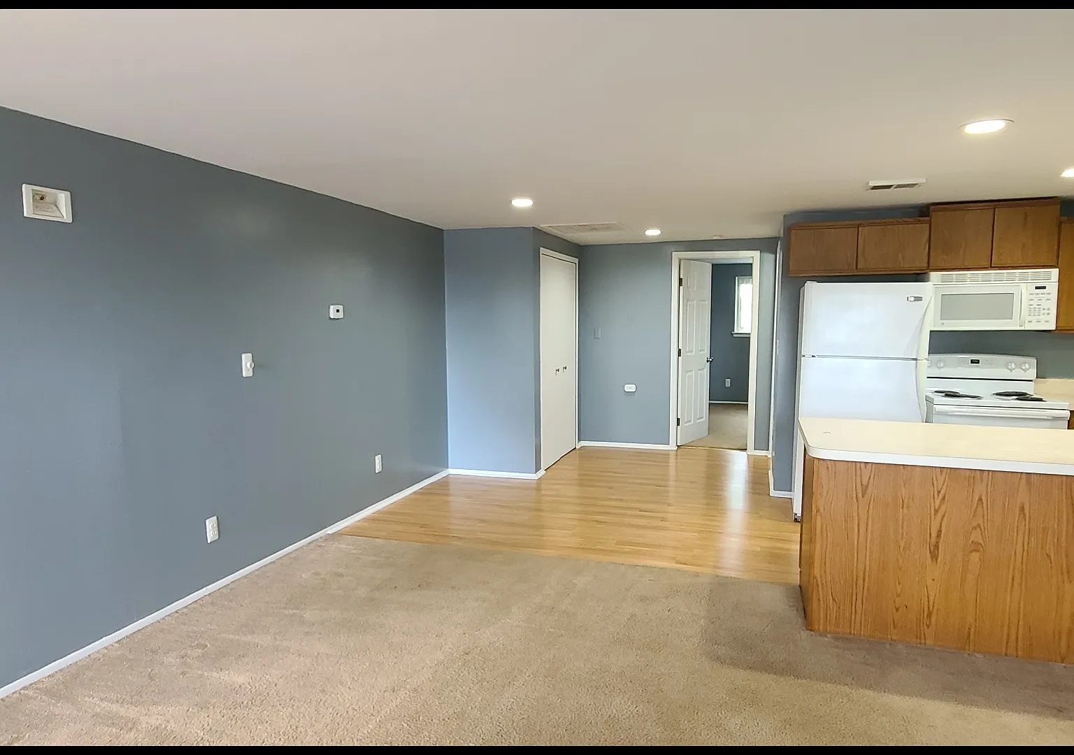 1 bed, 750 sqft, $950 — Photo 2
