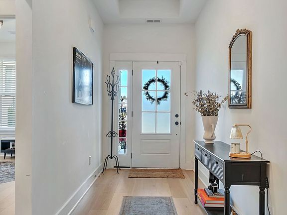 4th image of 1333 Island View Ct