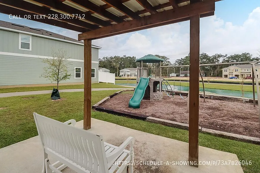 3 bed, 2.5 bath, 1521 sqft, $1,850 — Photo 4