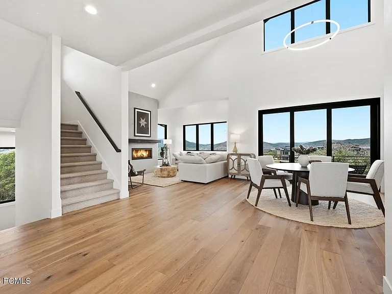 1285 E Lasso Trl — Photo 35