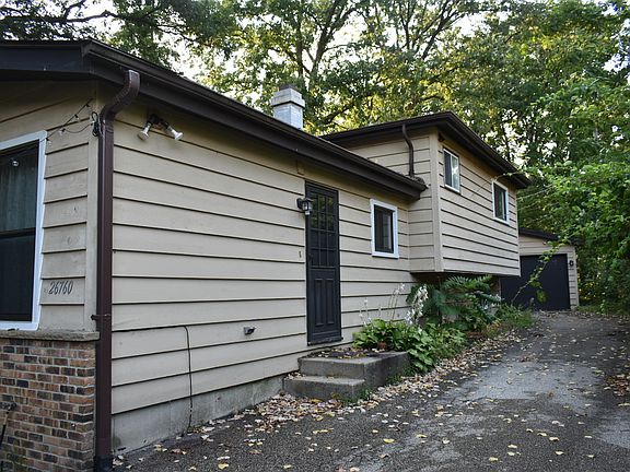 3rd image of 26760 N Circle Dr