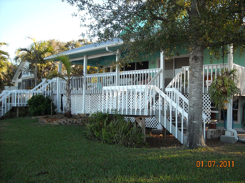 1st image of 628 SW Hidden River Ave