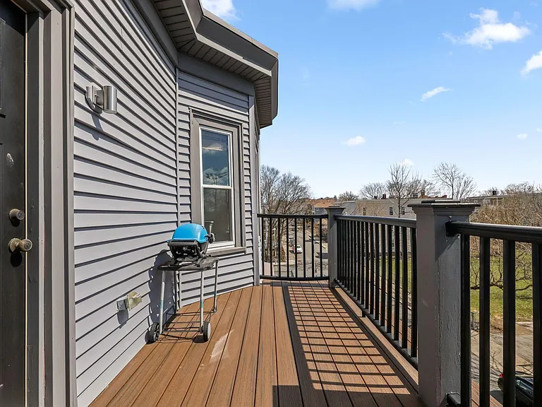 77 Torrey St #3 — Photo 11