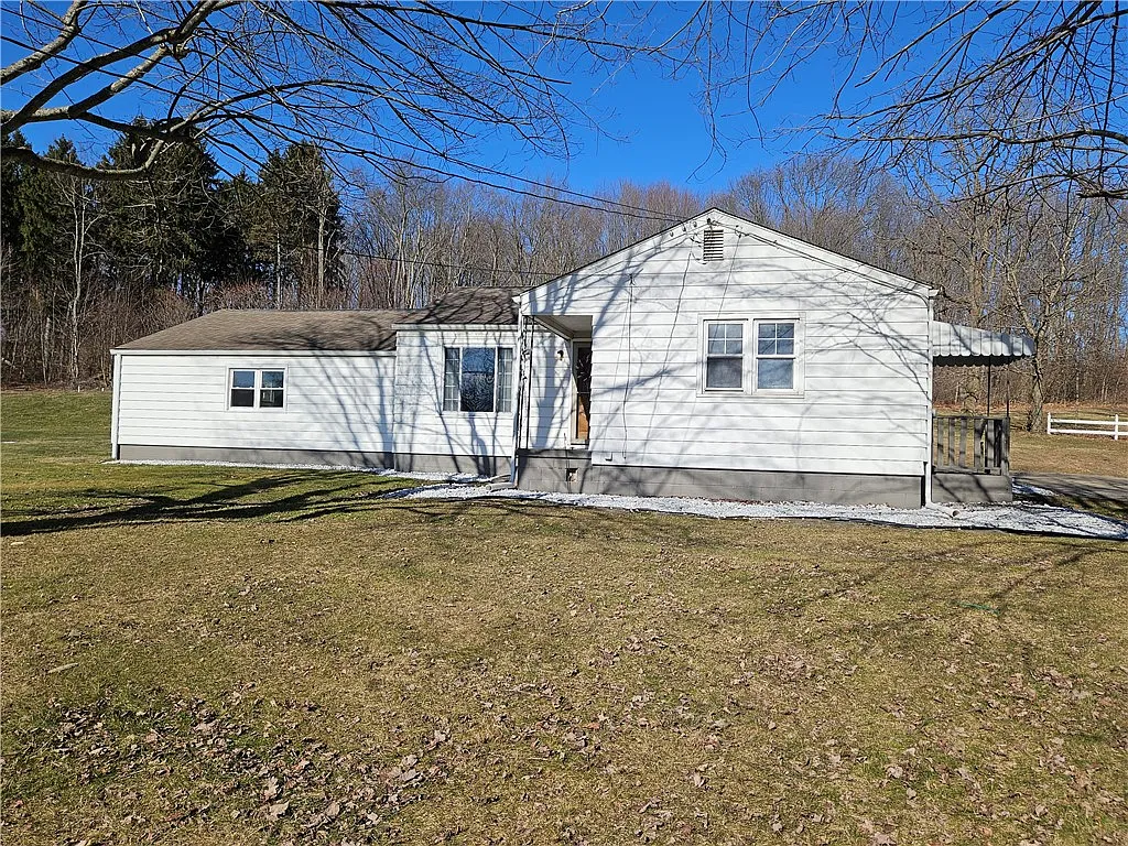 908 New Castle Rd photo 1