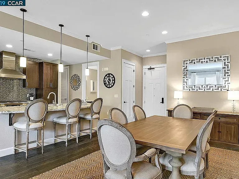 200 Railroad Ave #202 — Photo 11