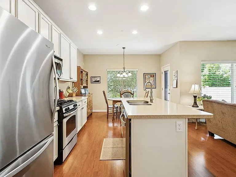 833 W Cannara Way — Photo 9