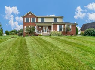 230 Meadows Dr, Greentown, IN 46936