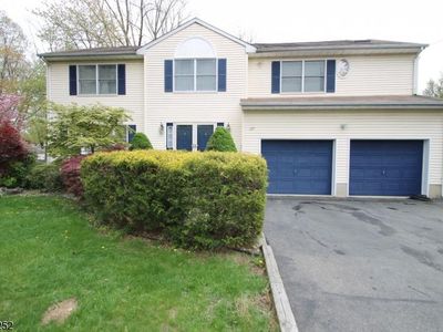 129 Littleton Rd, Morris Plains, NJ, 07950