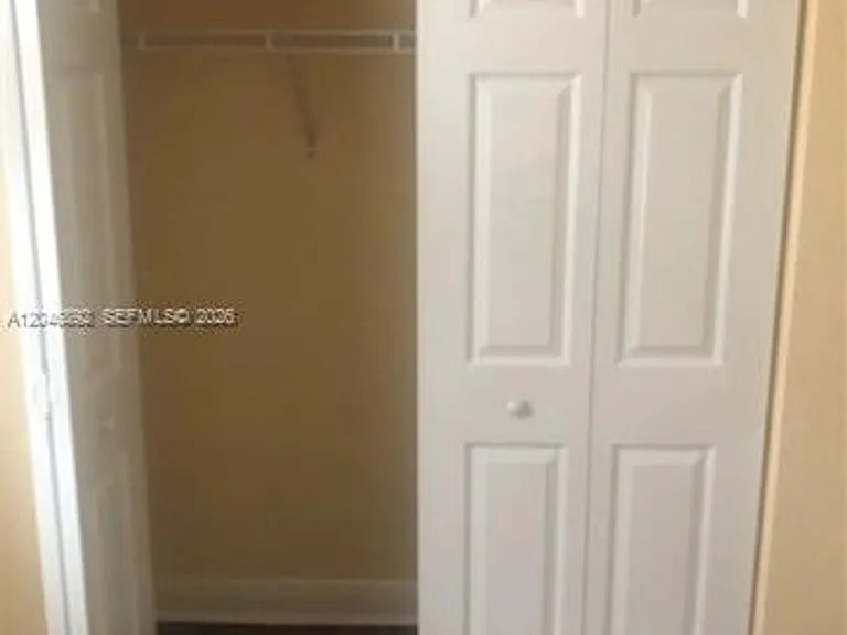 1129 SW 147th Ter #Townhouse 1129 — Photo 15