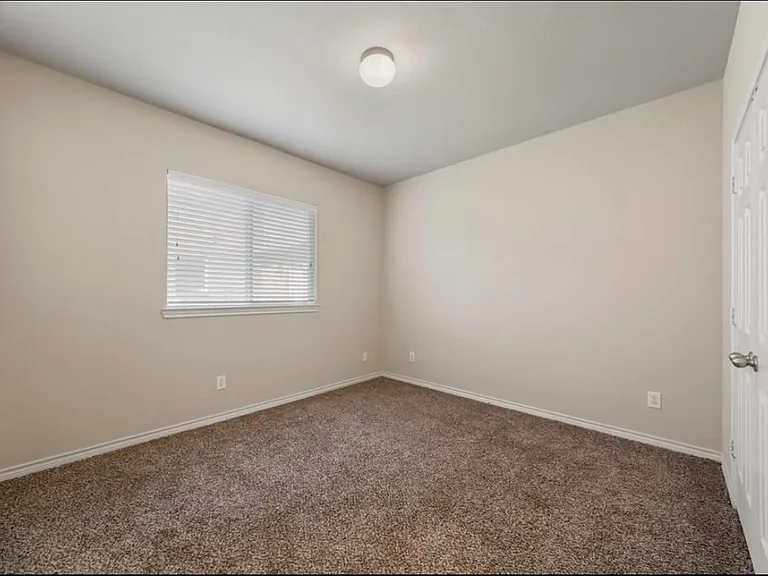 2748 Bay De Vieux Dr — Photo 18