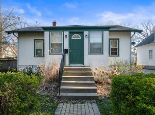 321 Noble Ave, Lake Forest, IL 60045