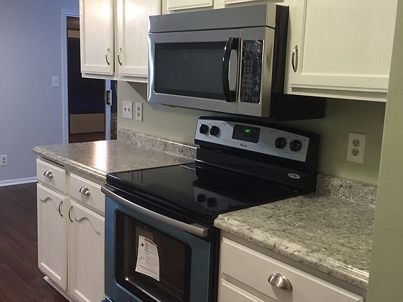 5th image of 6220 S 42nd St