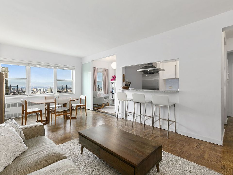 1st image of 10 Plaza St E APT 16B