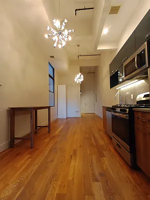 Rented by City Vista Inc | media 3