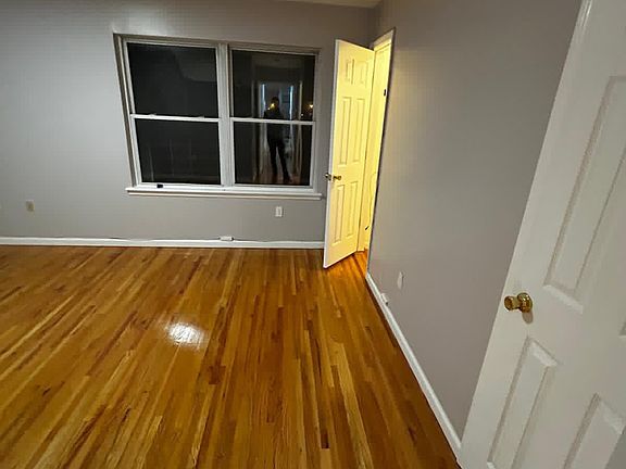 4th image of 44 Frelinghuysen Ave Floor 2