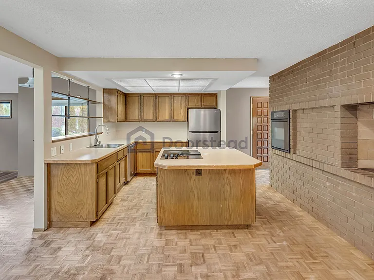 21805 SE 4th St — Photo 23