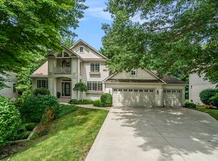 2937 Brookwind Dr, Holland, MI 49424