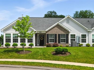 5002 Yorkshire Way, Zelienople, PA, 16063