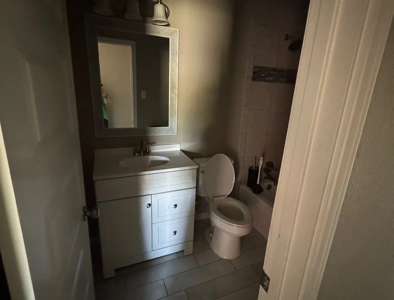 605 South Ridgeway Drive - 1 — Photo 4