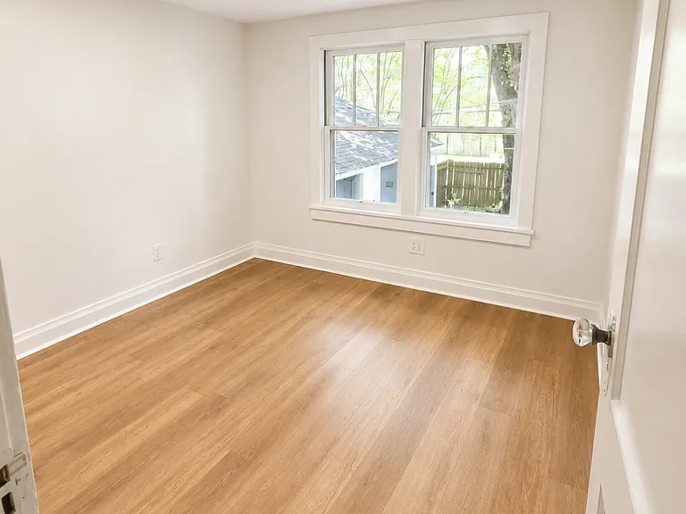 166 Kenan St — Photo 28