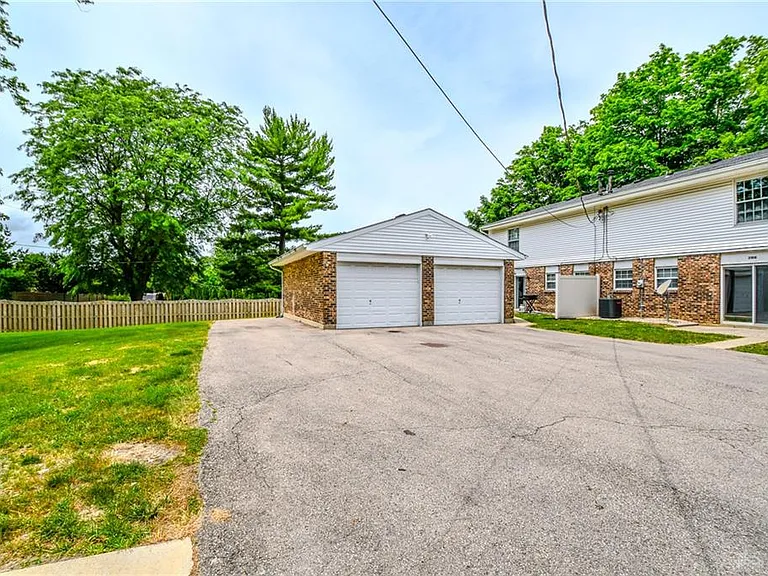 3108 E Stroop Rd — Photo 25