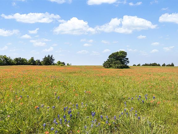 5th image of 2220 Boehnemann Rd