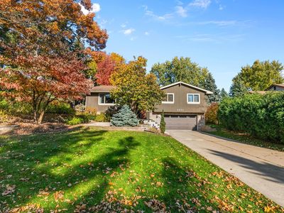 1201 Karth Lake Dr, Arden Hills, MN, 55112