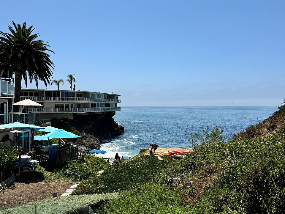Fisherman's Cove Oceanfront Apartment
